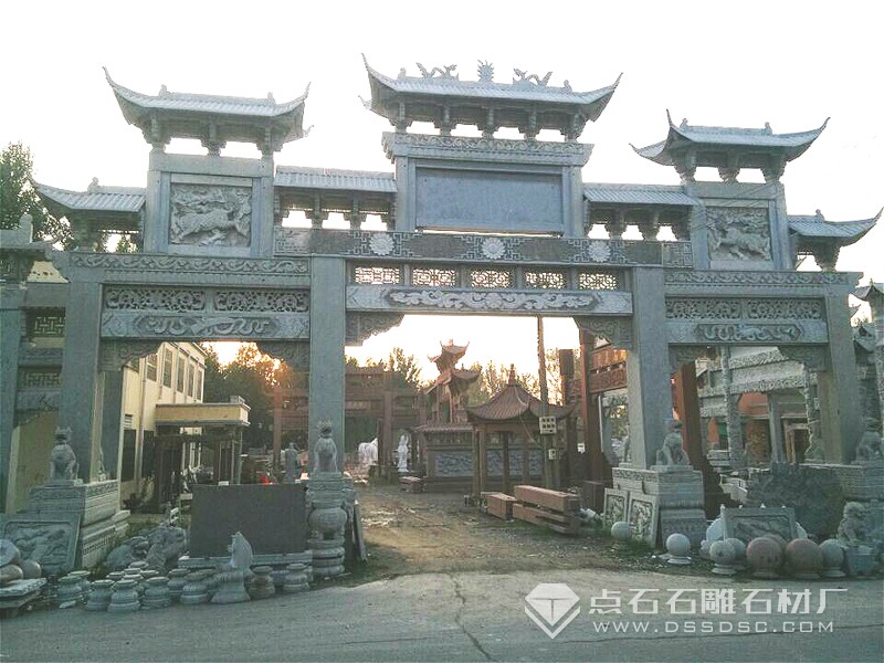 三門(mén)七樓青石石牌坊