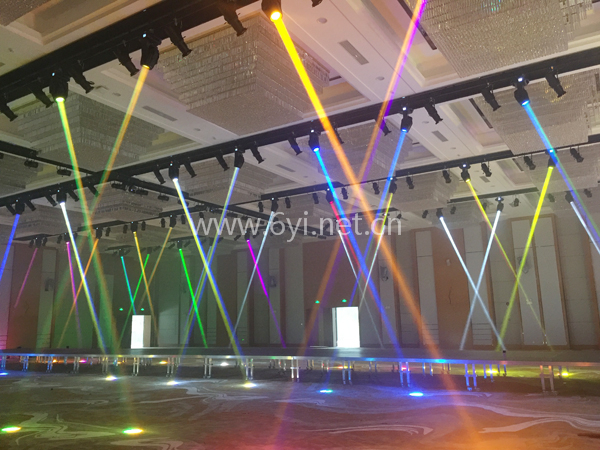 東莞搜于特舞臺燈光項目