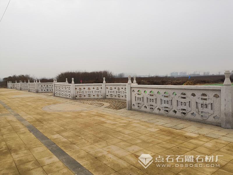 創(chuàng)意圓弧形花崗巖石材橋欄桿