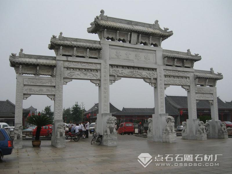 景區(qū)石牌坊